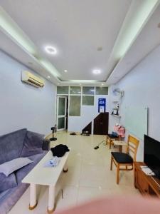 NGAY NGÃ 4 TRẦN KHÁNH DƯ - Ô TÔ ĐỔ CỬA 2 MẶT HẺM TRƯỚC SAU - 28M2 - 8,7 TỶ